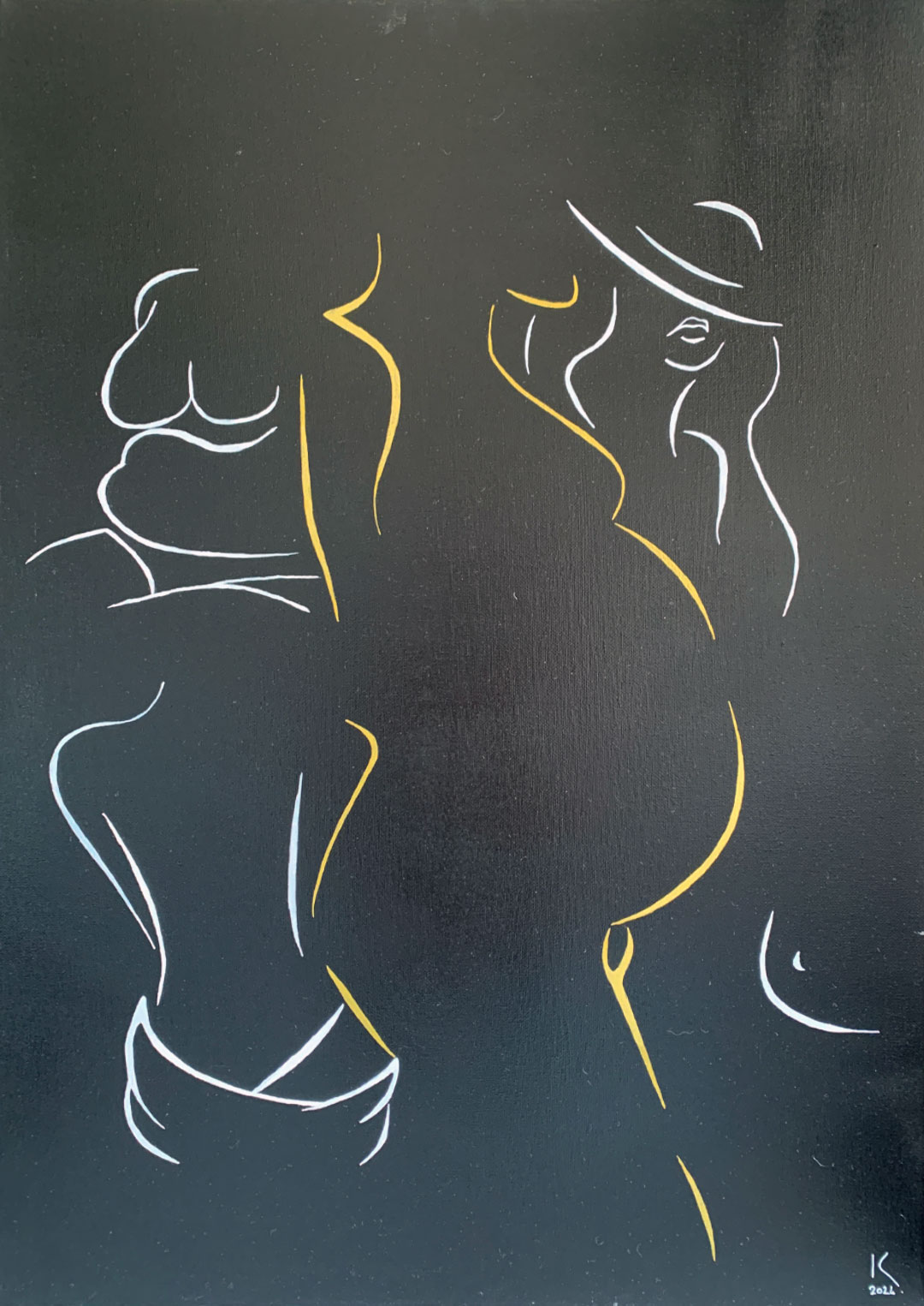 4 silhouettes de femme avec 1 au centre enceinte